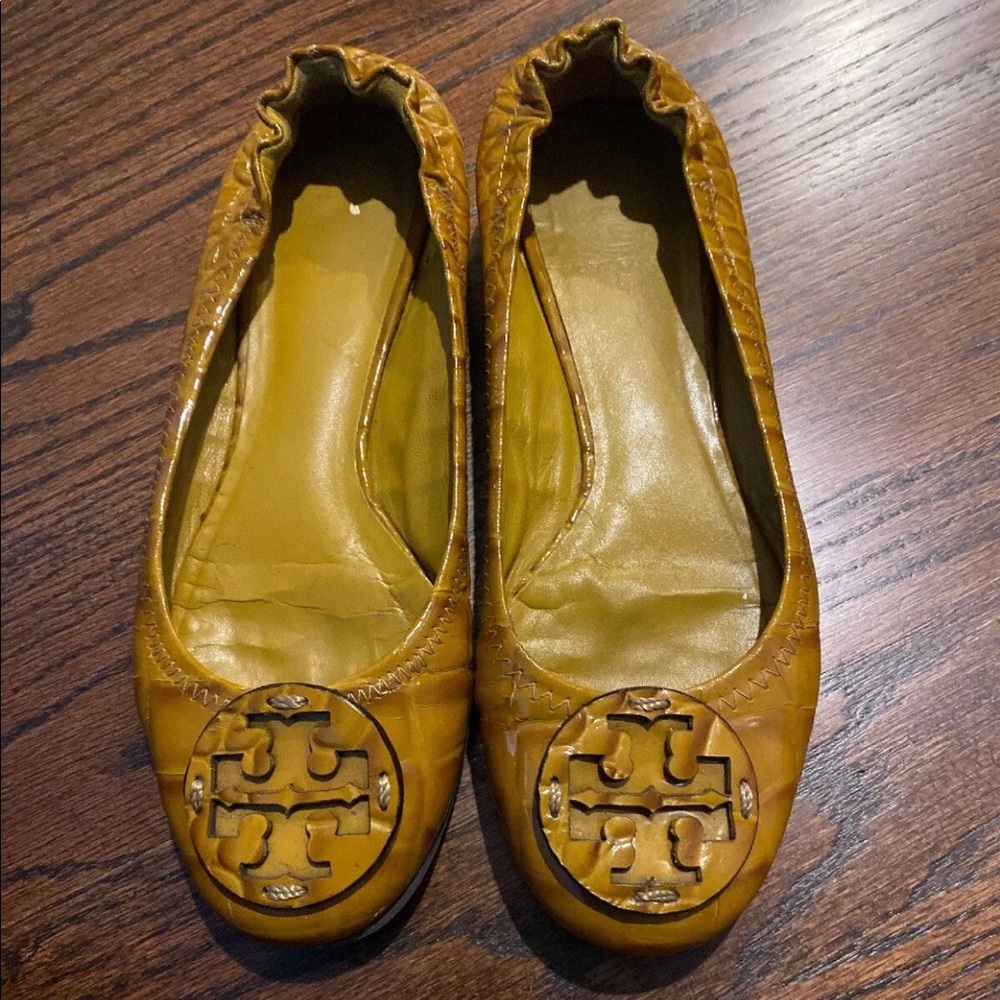 Tory Burch Womens Patent Reva Flats Size 7